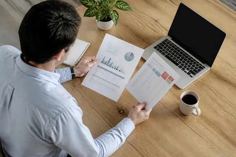 Comparaison de documents administratifs et de grilles tarifaires pour un logiciel de gestion